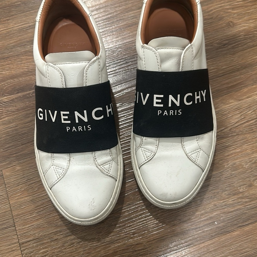 Givenchy shoes Authentic